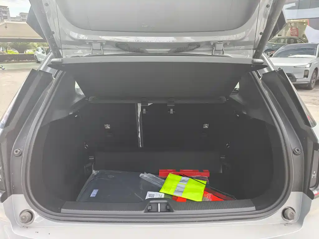 Volvo Volvo EX30 Plus RWD Long Range 2025 2026 - thumbnail 14