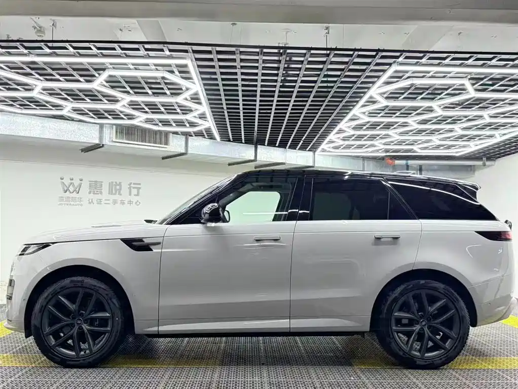 Land Rover Range Rover Sport 2024 400PS Dynamic HSE 2023 - thumbnail 3