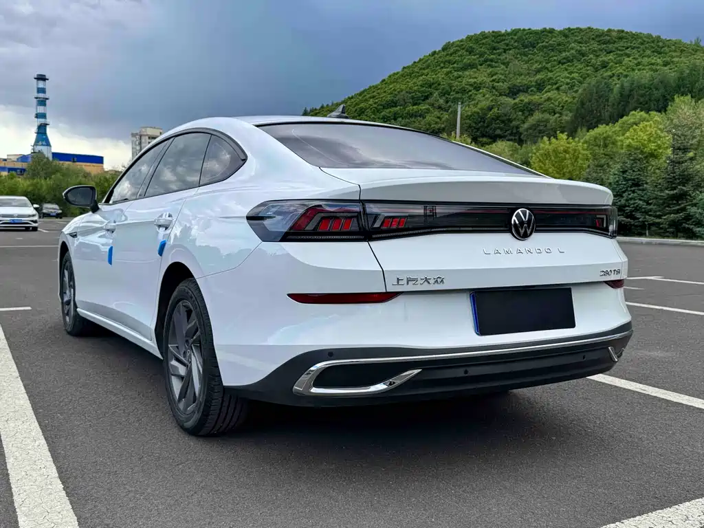 Volkswagen Volkswagen Lamando L 2023 280TSI DSG Xuanla Edition 2023 - thumbnail 4