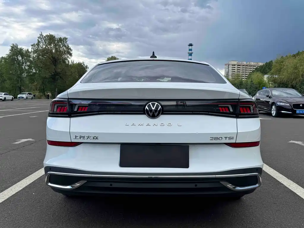 Volkswagen Volkswagen Lamando L 2023 280TSI DSG Xuanla Edition 2023 - thumbnail 5