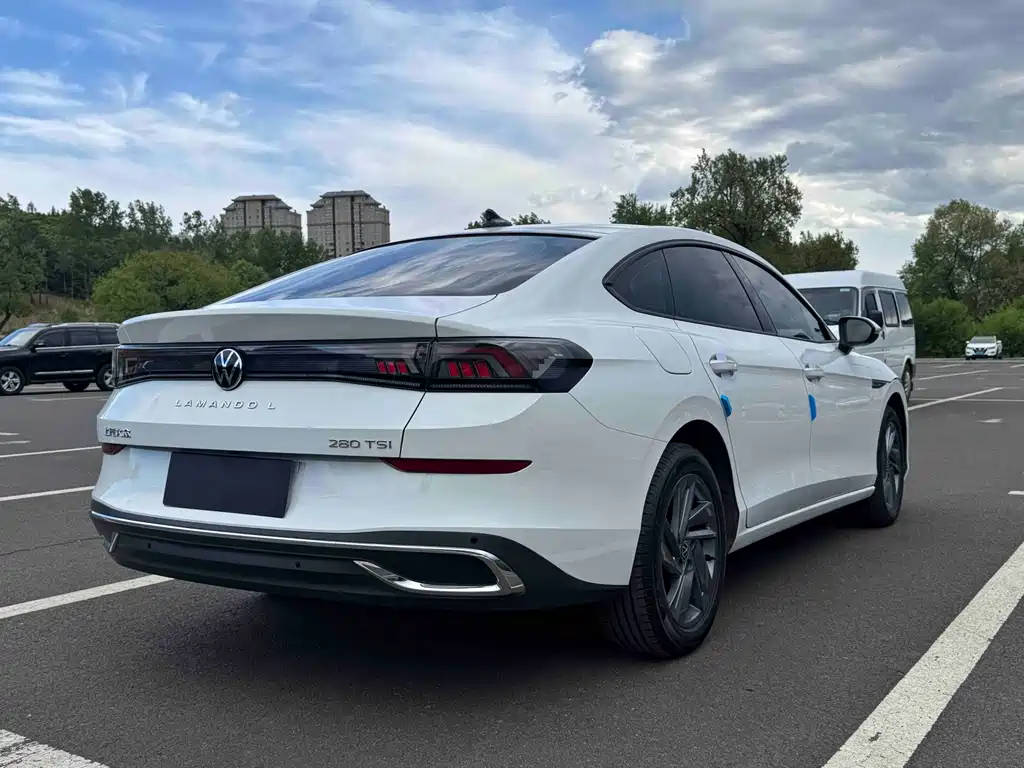 Volkswagen Volkswagen Lamando L 2023 280TSI DSG Xuanla Edition 2023 - thumbnail 6
