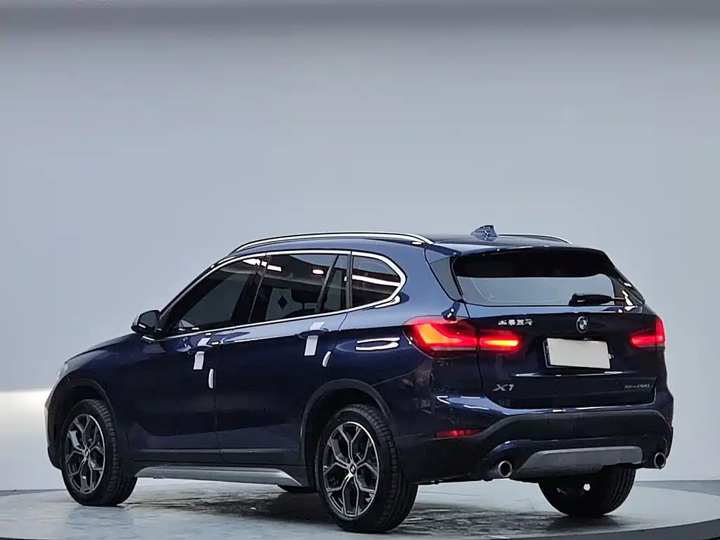 BMW BMW X1 2021 sDrive20Li Premium Edition 2022 - thumbnail 2