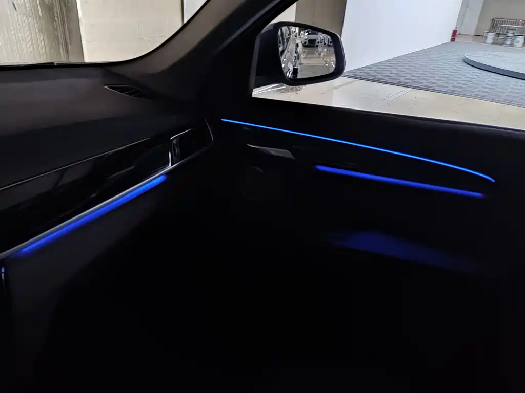 BMW BMW X1 2021 sDrive20Li Premium Edition 2022 - thumbnail 13