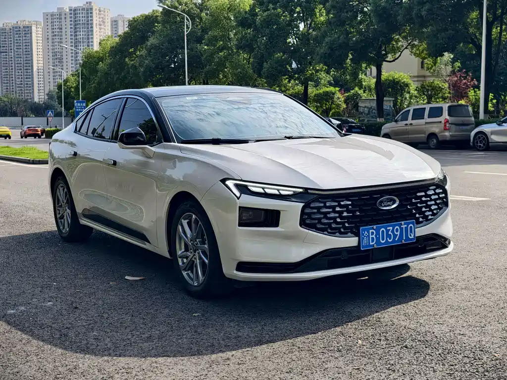Ford Mondeo 2023 EcoBoost 245 Luxury 2024 - thumbnail 3