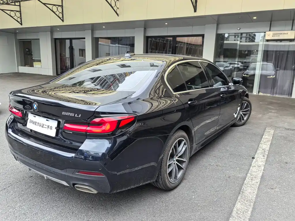 BMW BMW 5 Series 2021 525Li M Sport Package 2021 - thumbnail 5