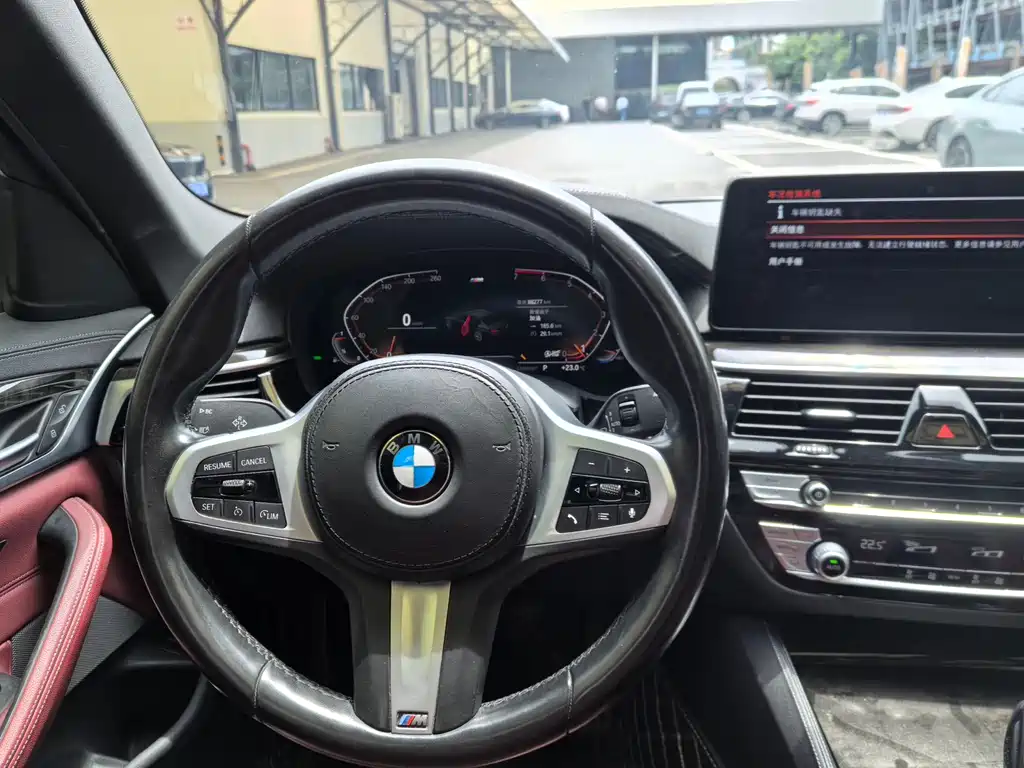 BMW BMW 5 Series 2021 525Li M Sport Package 2021 - thumbnail 10