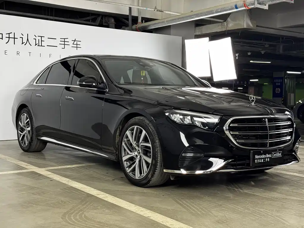 Mercedes-Benz Mercedes-Benz E-Class 2024 Facelift E 300 L Fashion Edition 2024 - thumbnail 3
