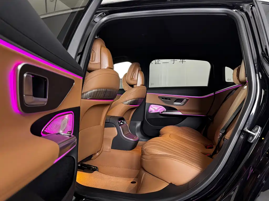 Mercedes-Benz Mercedes-Benz E-Class 2024 Facelift E 300 L Fashion Edition 2024 - thumbnail 9