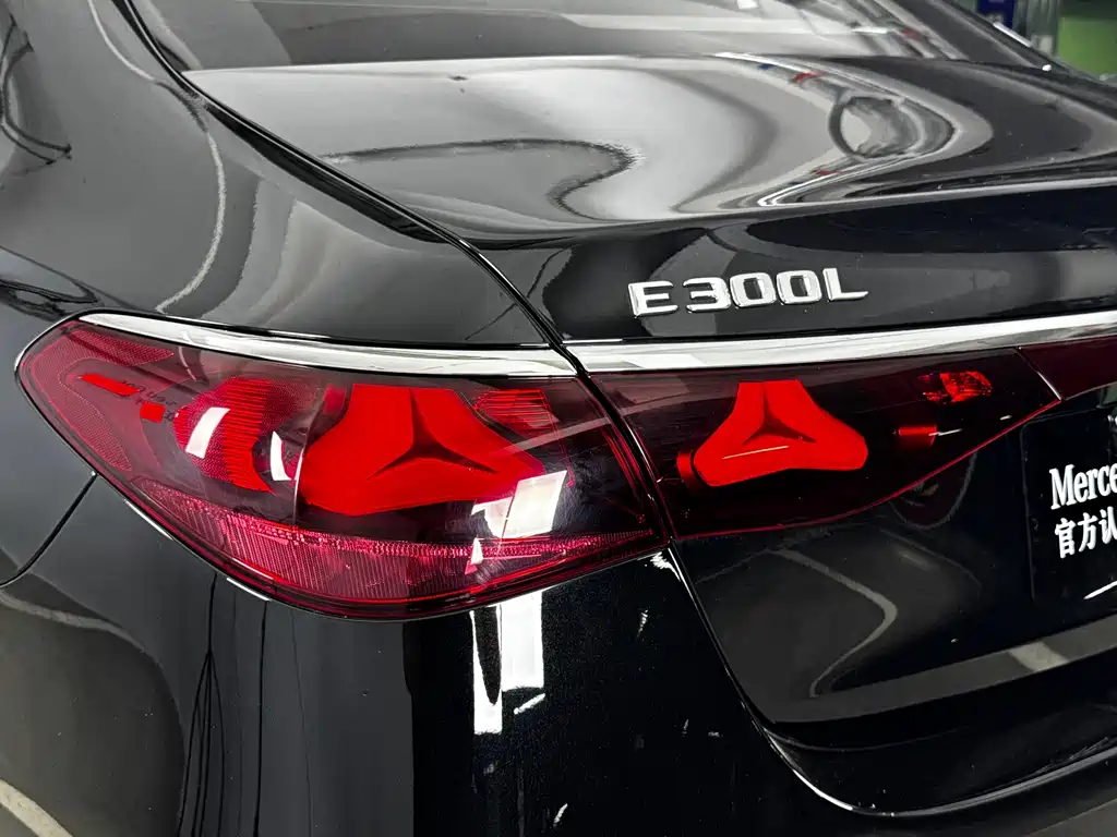 Mercedes-Benz Mercedes-Benz E-Class 2024 Facelift E 300 L Fashion Edition 2024 - thumbnail 18