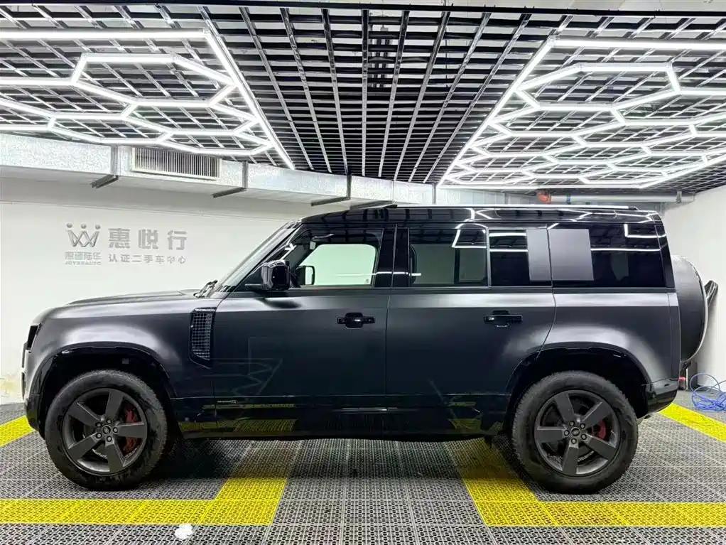 Land Rover Land Rover Defender 2025 110 3.0T P400 X 2024 - thumbnail 3