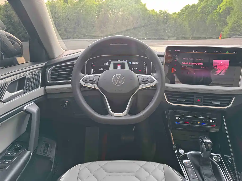 Volkswagen Tayron 2023 280TSI FWD Luxury Plus Advanced Edition 2022 - thumbnail 16