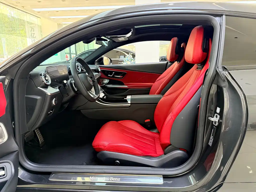 Mercedes-Benz Mercedes-Benz CLE 2024 CLE 300 4MATIC Luxury Coupe 2024 - thumbnail 8