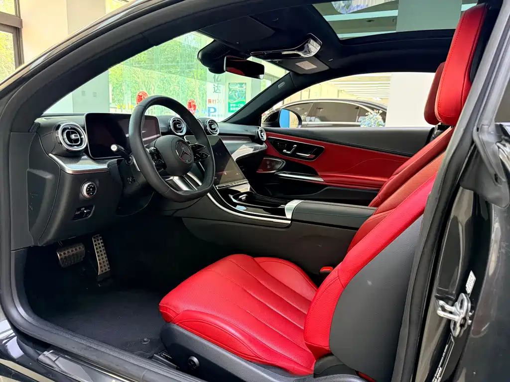 Mercedes-Benz Mercedes-Benz CLE 2024 CLE 300 4MATIC Luxury Coupe 2024 - thumbnail 9