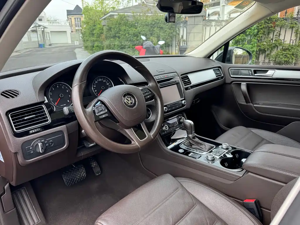 Volkswagen Volkswagen Touareg 2017 3.0 TSI Offroad Edition 2017 - thumbnail 6