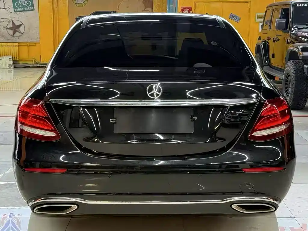 Mercedes-Benz Mercedes-Benz E-Class 2018 E 200 L 4MATIC 2018 - thumbnail 5