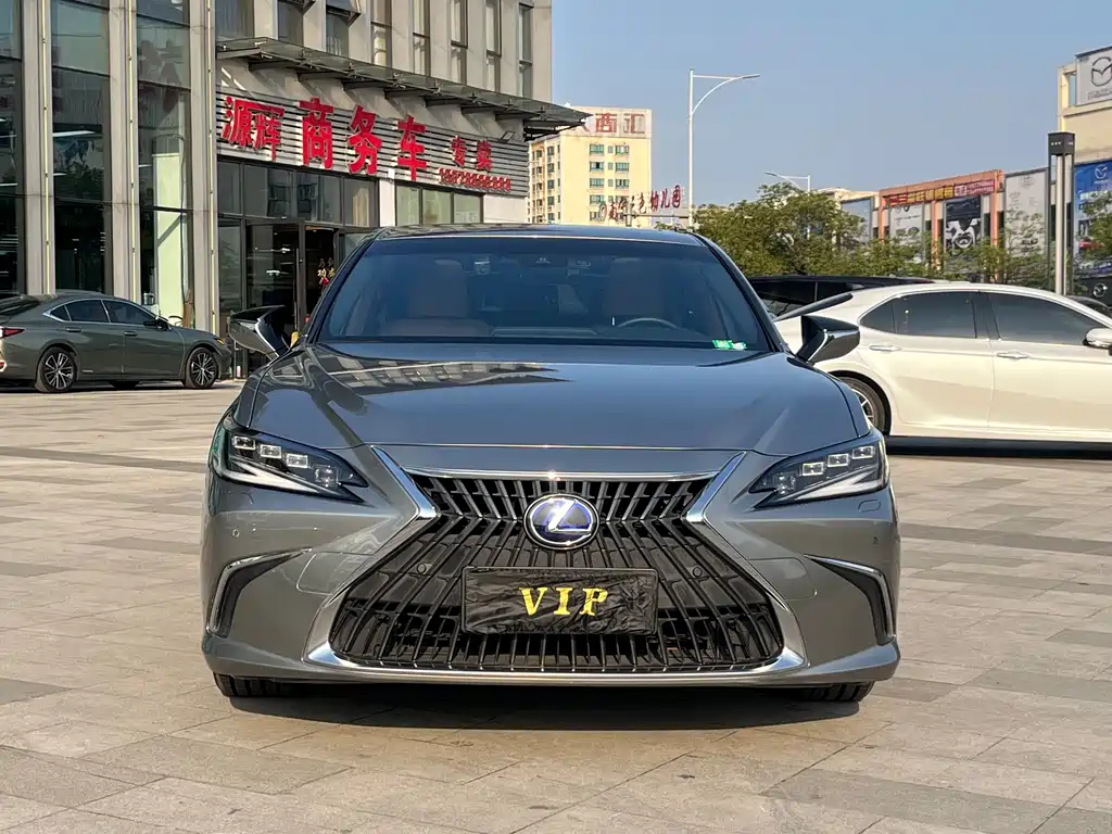 Lexus Lexus ES 2022 300h Premium Edition 2022 - thumbnail 2