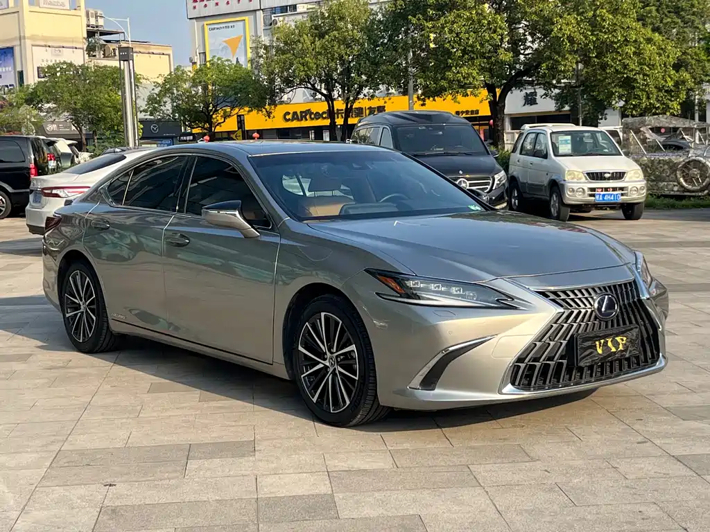 Lexus Lexus ES 2022 300h Premium Edition 2022 - thumbnail 3