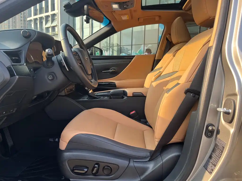 Lexus Lexus ES 2022 300h Premium Edition 2022 - thumbnail 9
