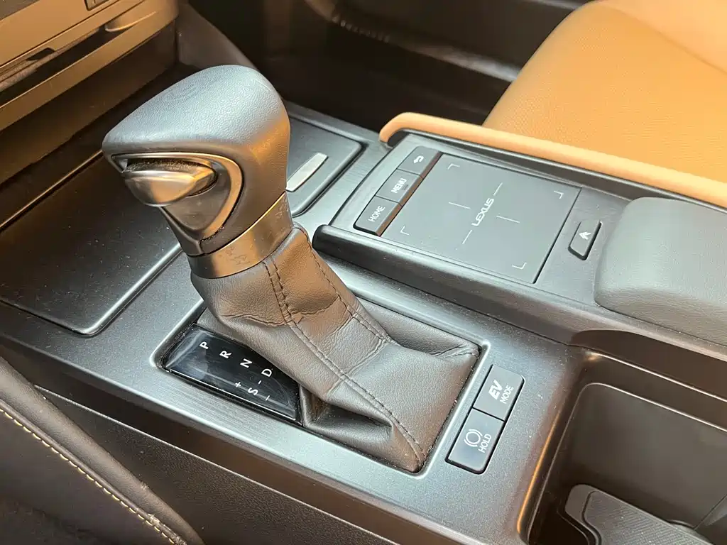 Lexus Lexus ES 2022 300h Premium Edition 2022 - thumbnail 26