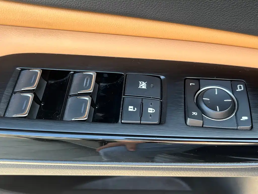 Lexus Lexus ES 2022 300h Premium Edition 2022 - thumbnail 29