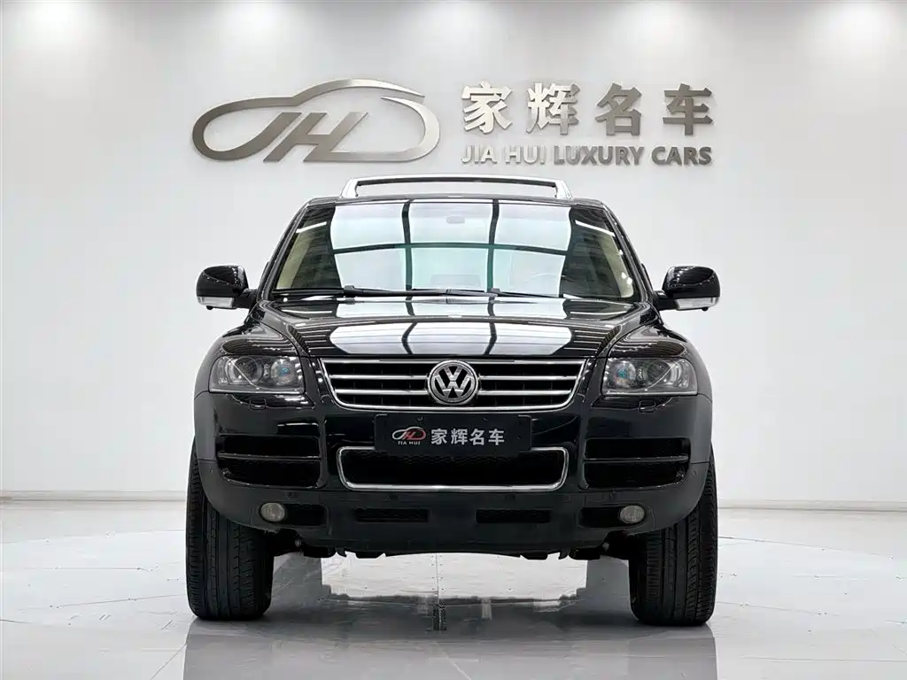 Volkswagen Volkswagen Touareg 2006 4.2L Top Trim 2005 - thumbnail 2