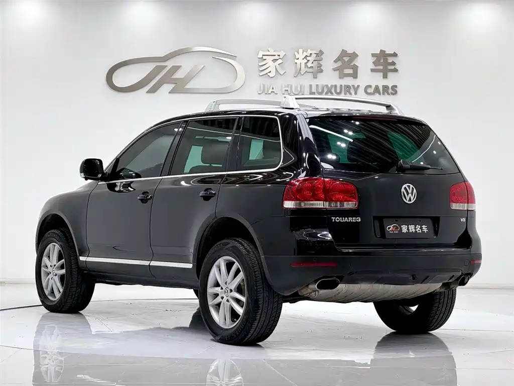 Volkswagen Volkswagen Touareg 2006 4.2L Top Trim 2005 - thumbnail 5