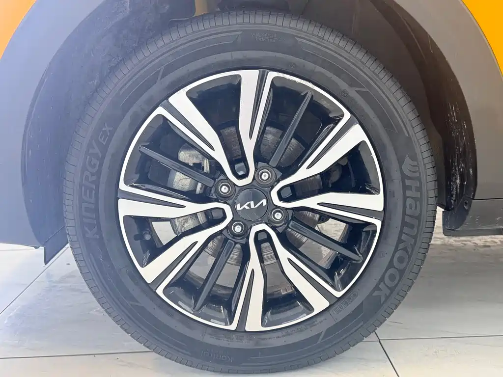 Kia Kia KX Cross 2021 1.4L CVT Fun Edition with Sunroof 2022 - thumbnail 17