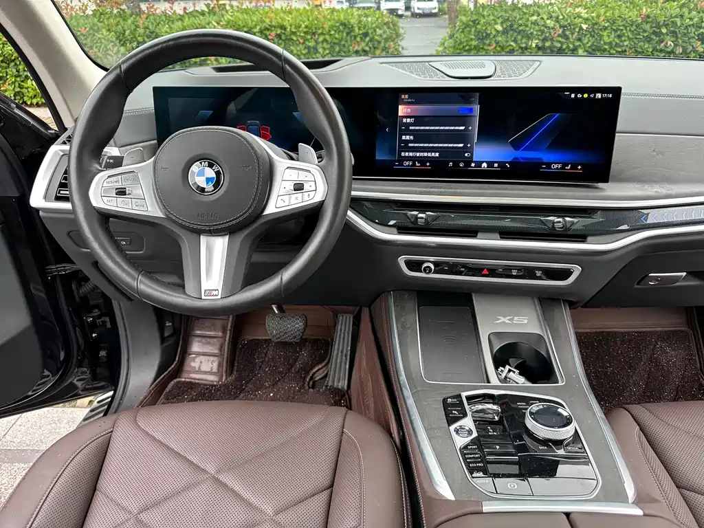 BMW BMW X5 2025 xDrive 30Li M Sport Night Edition 2025 - thumbnail 8