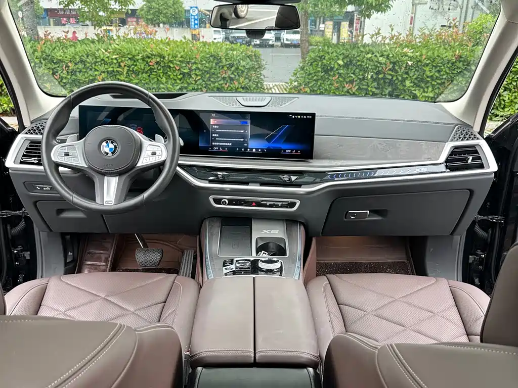 BMW BMW X5 2025 xDrive 30Li M Sport Night Edition 2025 - thumbnail 10