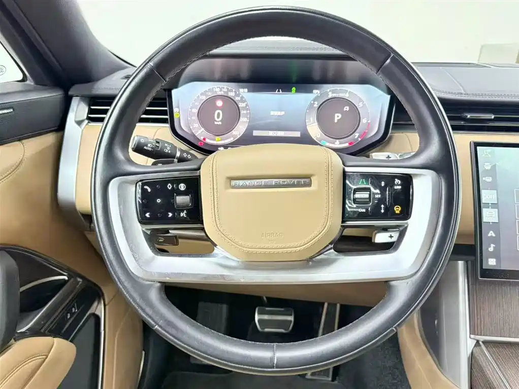 Land Rover Range Rover 2024 3.0 L6 400PS Vogue Extended Wheelbase 2024 - thumbnail 10