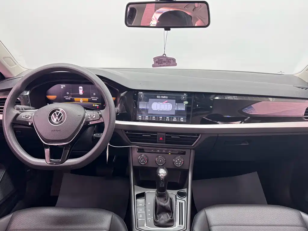 Volkswagen Volkswagen Lavida 2022 1.5L Automatic Comfort Edition 2022 - thumbnail 14