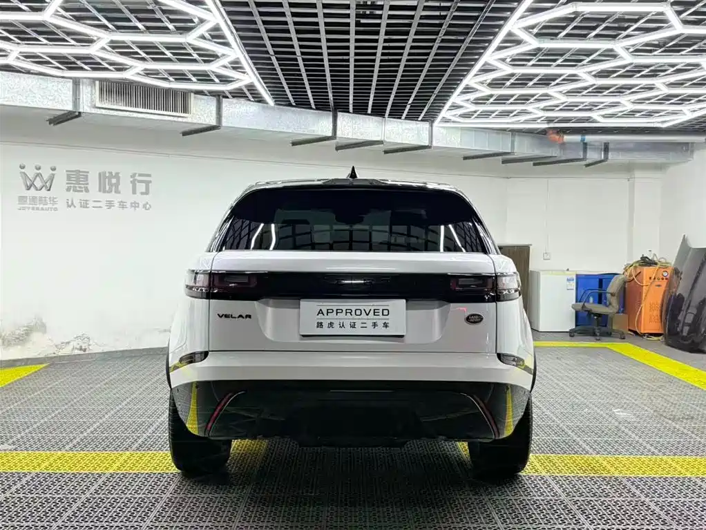 Land Rover Range Rover Velar 2023 250PS Black Edition 2022 - thumbnail 4