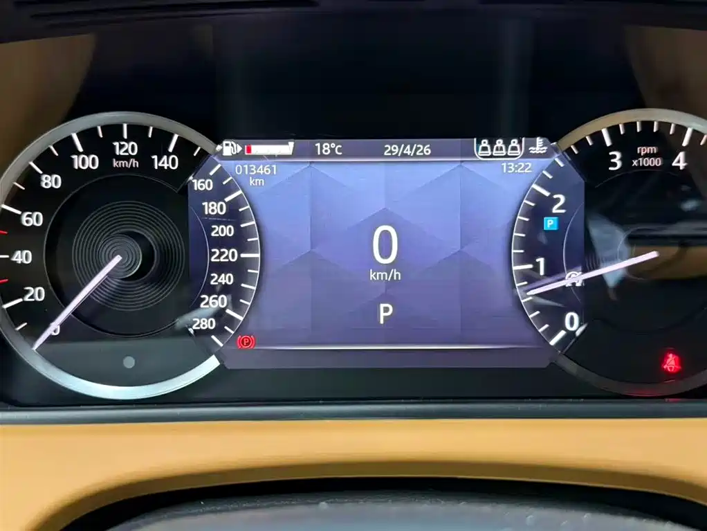 Land Rover Range Rover Velar 2023 250PS Black Edition 2022 - thumbnail 16