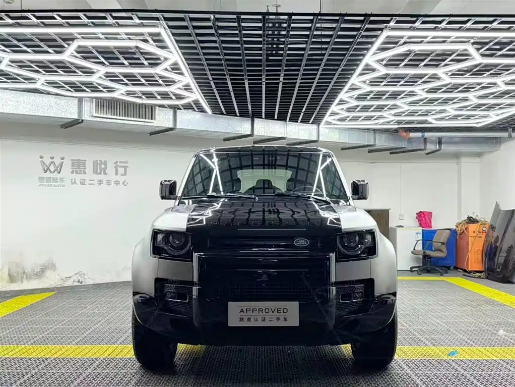 Land Rover Land Rover Defender 2025 110 3.0T P400 X 2024 - thumbnail 2