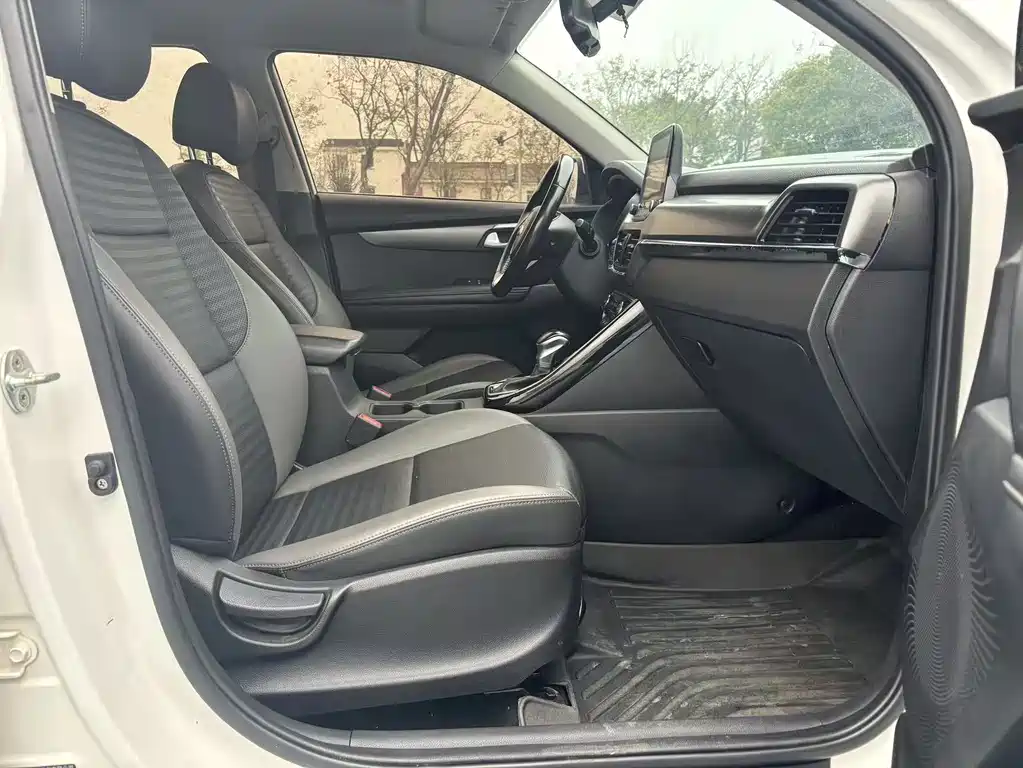 Kia Kia Sportage 2018 2.0L Automatic Zhi Xiang Luxury Edition China V 2019 - thumbnail 5