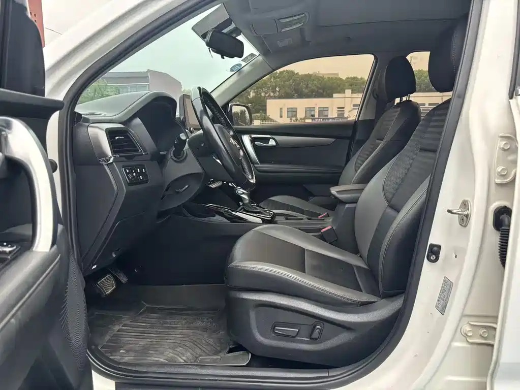 Kia Kia Sportage 2018 2.0L Automatic Zhi Xiang Luxury Edition China V 2019 - thumbnail 6