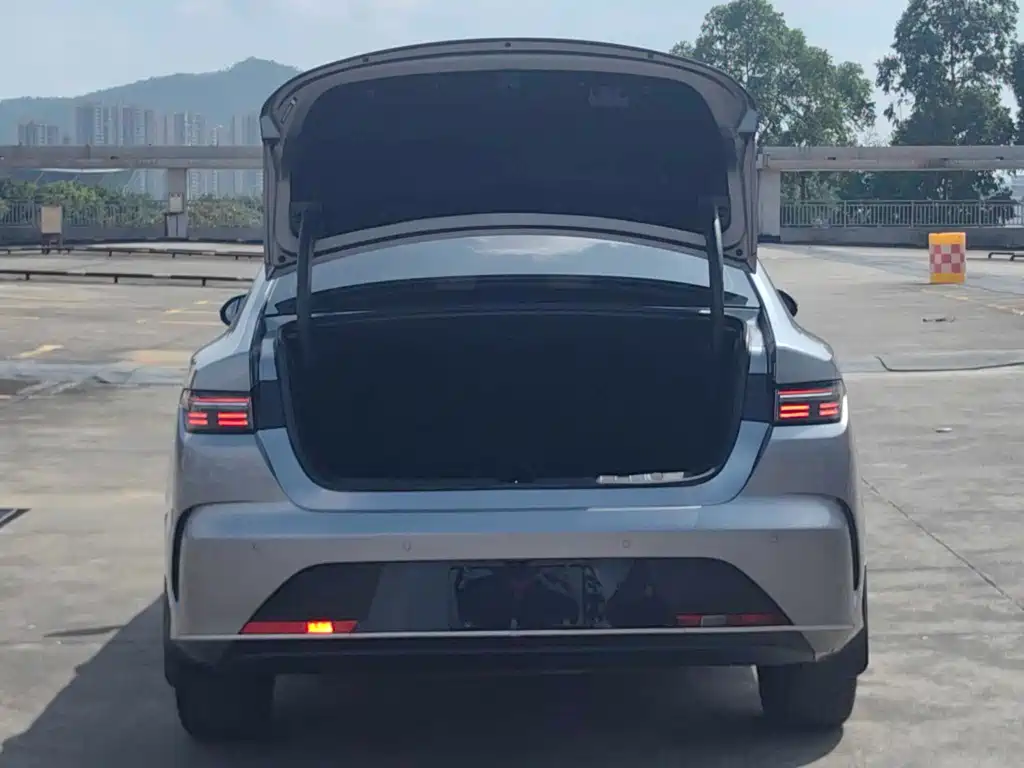BYD Destroyer 05 2024 Honor Edition DM-i 120KM Luxury 2024 - thumbnail 8
