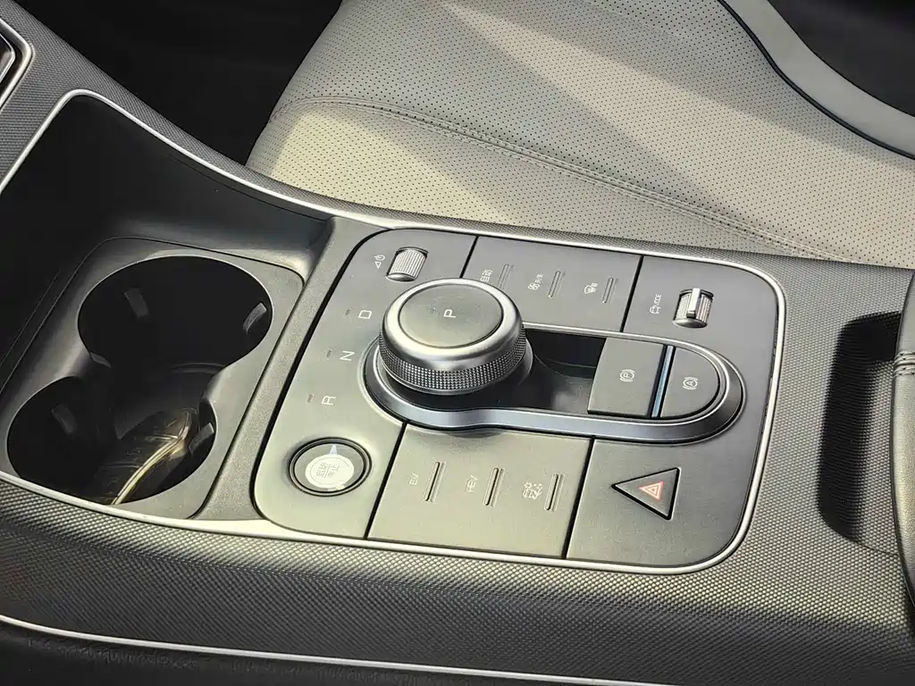 BYD Destroyer 05 2024 Honor Edition DM-i 120KM Luxury 2024 - thumbnail 15
