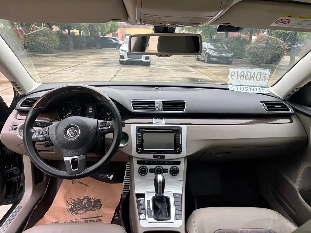 Volkswagen Magotan 2015 Facelift 1.8TSI Prestige 2015 - thumbnail 13