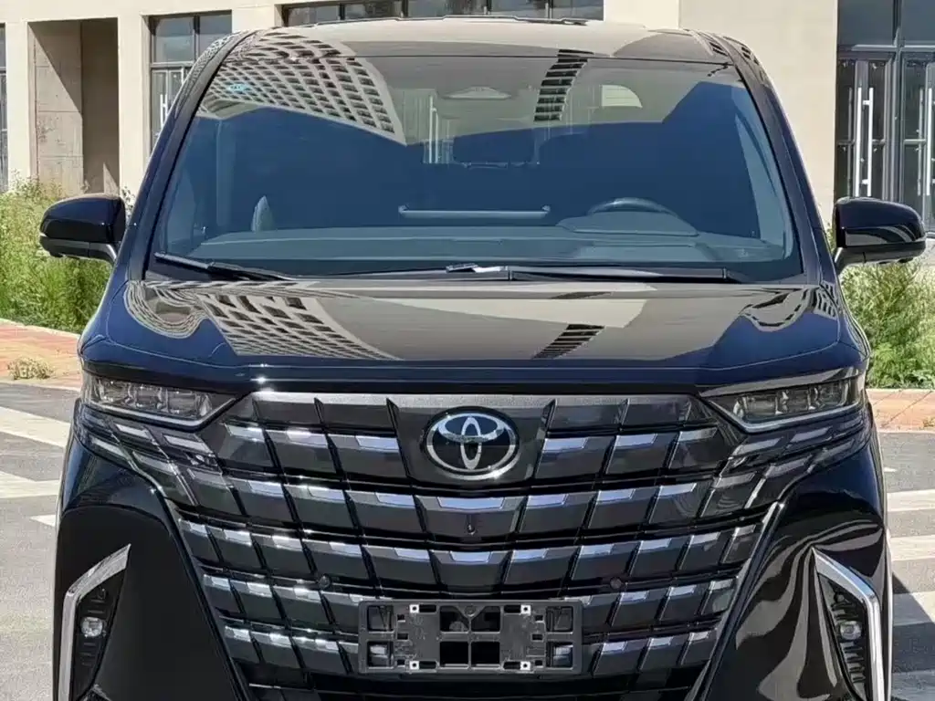 Toyota Alphard 2025 Hybrid 2.5L Premium Gold Edition 2026 - thumbnail 2