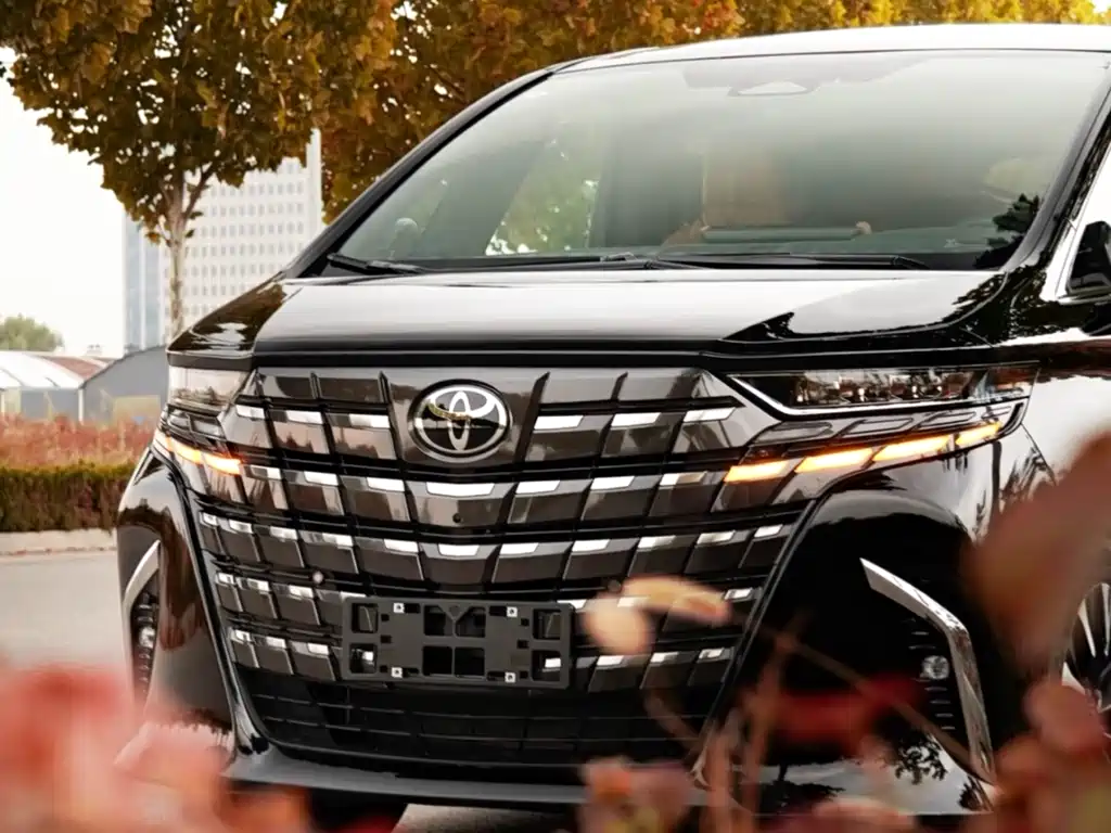 Toyota Alphard 2025 Hybrid 2.5L Premium Gold Edition 2026 - thumbnail 6