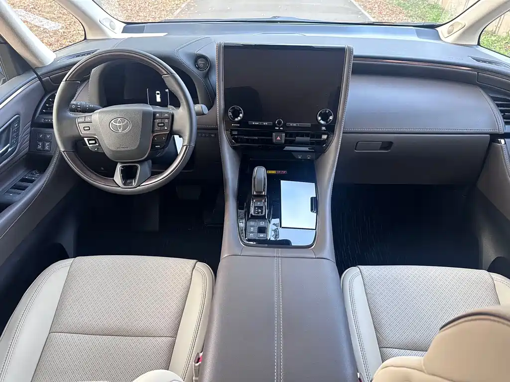 Toyota Alphard 2025 Hybrid 2.5L Premium Gold Edition 2026 - thumbnail 12