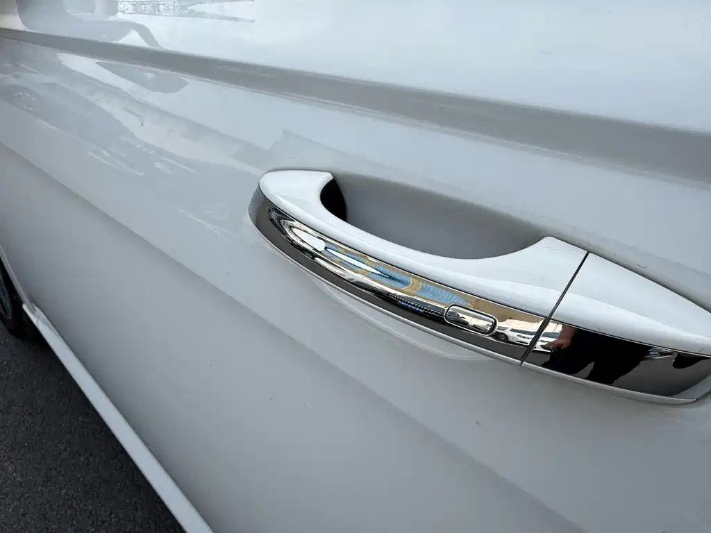 Volkswagen Lavida 2022 280TSI DSG Luxury Edition 2022 - thumbnail 8