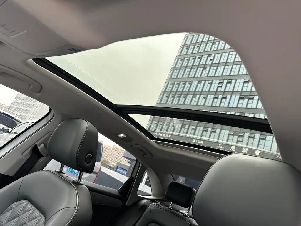 Volkswagen Volkswagen Sagitar 2024 300TSI DSG Beyond Edition 2025 - thumbnail 9