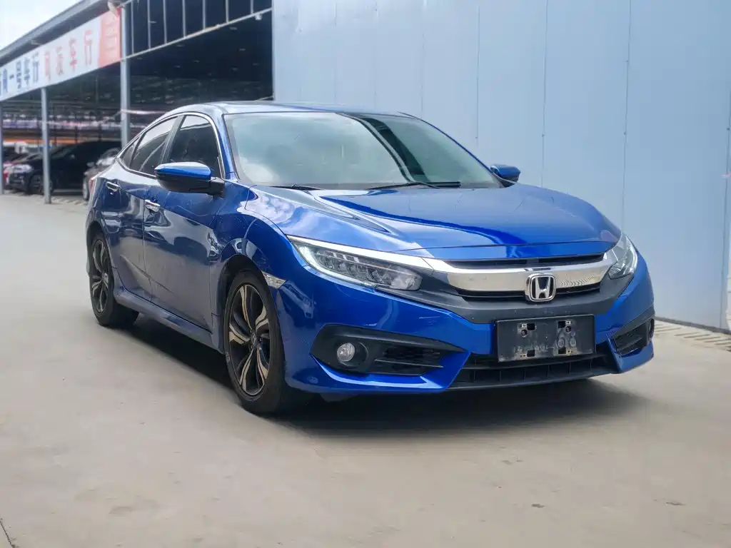 Honda Honda Civic 2016 220TURBO CVT Prestige Edition 2017 - thumbnail 3