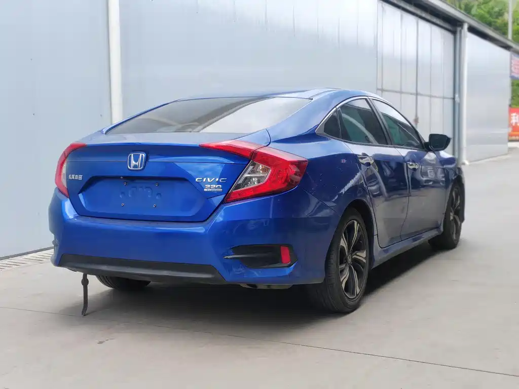 Honda Honda Civic 2016 220TURBO CVT Prestige Edition 2017 - thumbnail 5