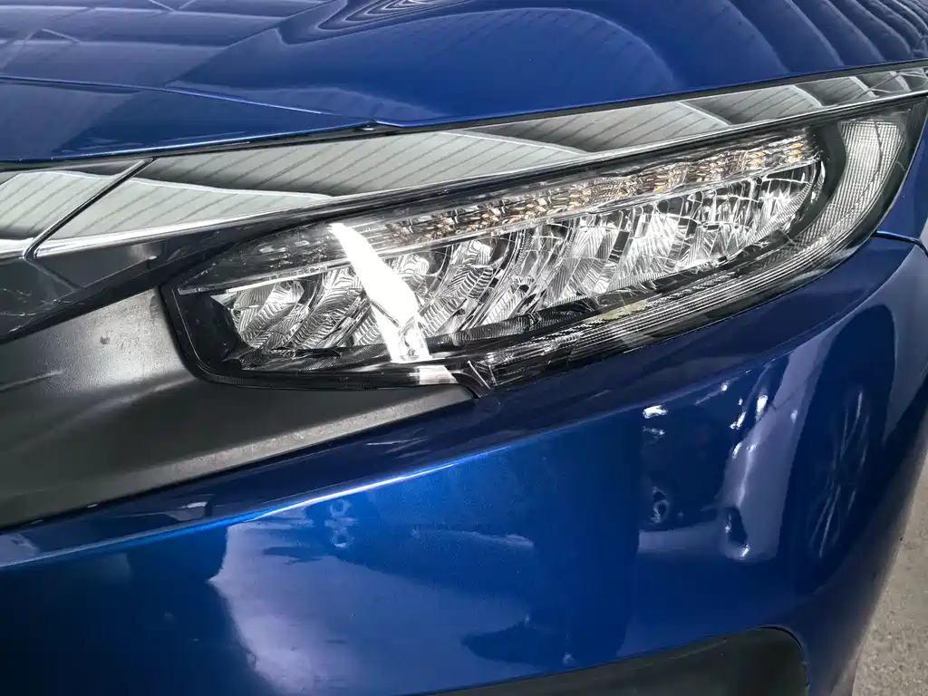 Honda Honda Civic 2016 220TURBO CVT Prestige Edition 2017 - thumbnail 10