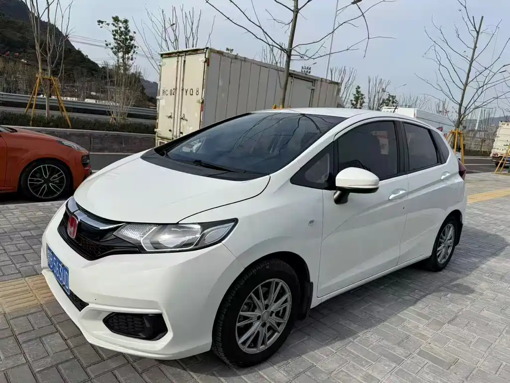 Honda Honda Fit 2020 1.5L CVT Comfort Edition 2020 - thumbnail 2