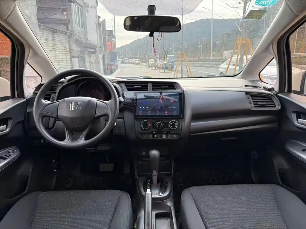 Honda Honda Fit 2020 1.5L CVT Comfort Edition 2020 - thumbnail 5