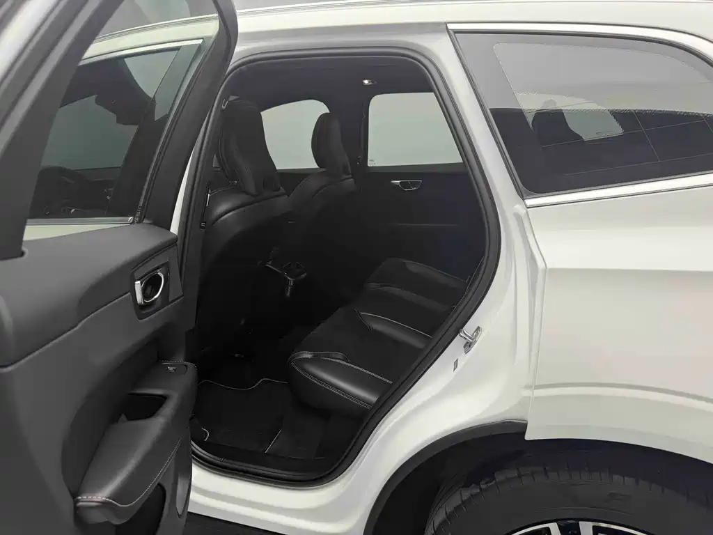 Volvo Volvo XC60 2019 T5 AWD Zhiyuan Sport Edition China V 2018 - thumbnail 14